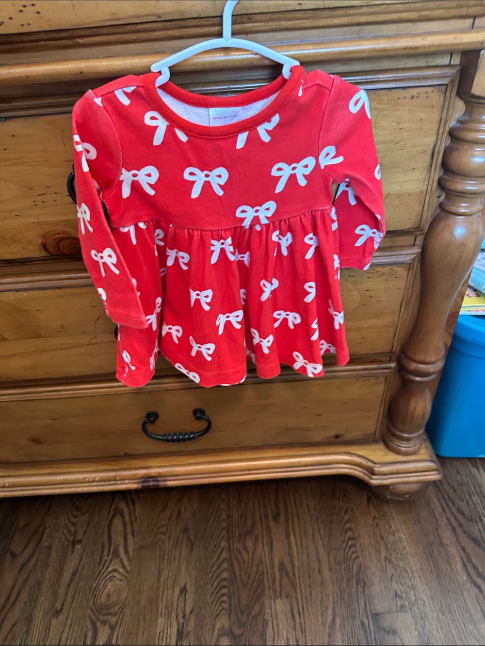 Hanna Andersson Red Long-Sleeve Top with White Bow Print
